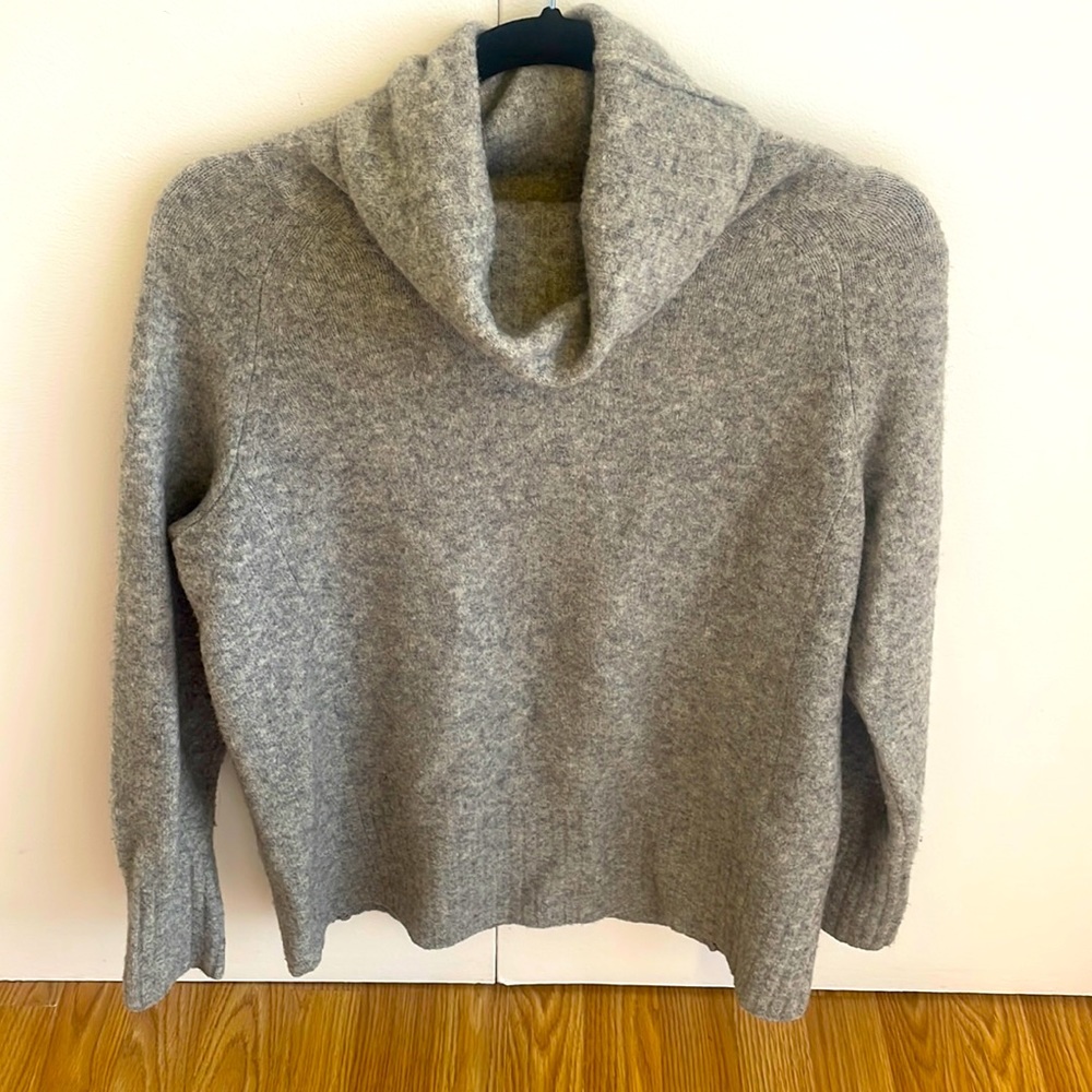 Aritzia size small grey sweater, merino wool